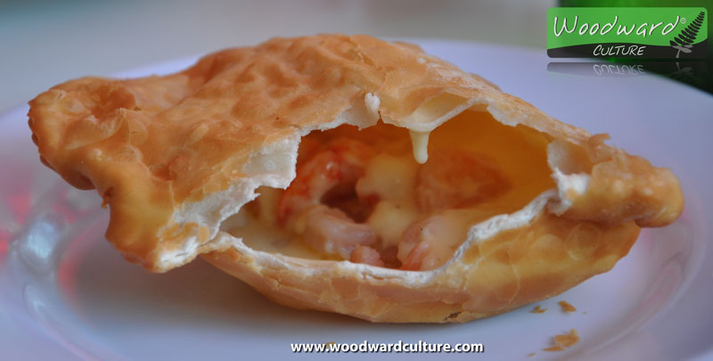 Empanada de queso camarón de Concón, Chile - Chilean cheese and shrimp empanada - Typical Food of Chile - Woodward Culture